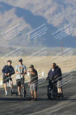 media/Oct-30-2025-Racers Edge (Thu) [[dabbdaf680]]/1-Around the Pits- Track Walk/